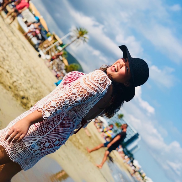 Meet your Posher, Kristine abigail - Picture 1 of 1